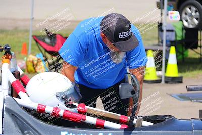 media/Apr-30-2022-CalClub SCCA (Sat) [[98b58ad398]]/Around the Pits/